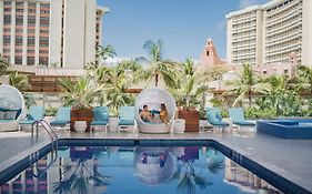 OUTRIGGER Waikiki Beachcomber Hotel